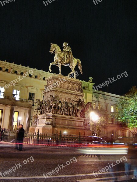 Berlin Night Statue Monument Free Photos