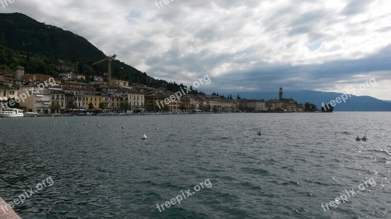 Lake Garda Italy Clouds Gray Sky