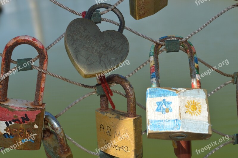 Lock Clasps Bridge Padlock Love