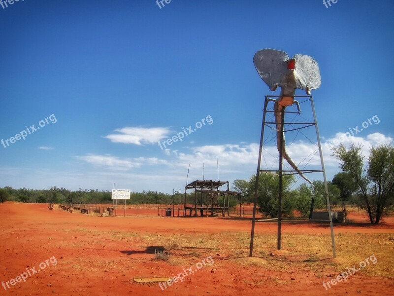 Australia Ranch Farm Watermill Clay Soil