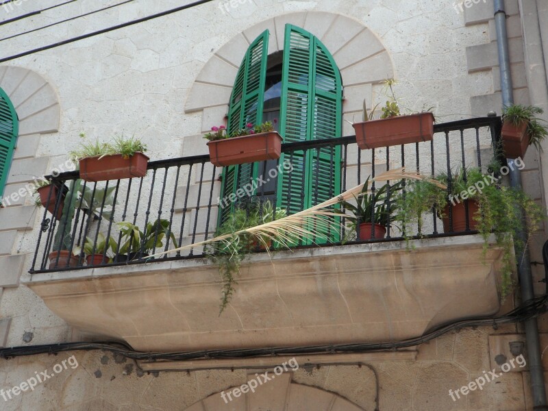 Balcony Mediterranean Gull Wing Doors Facade Detail