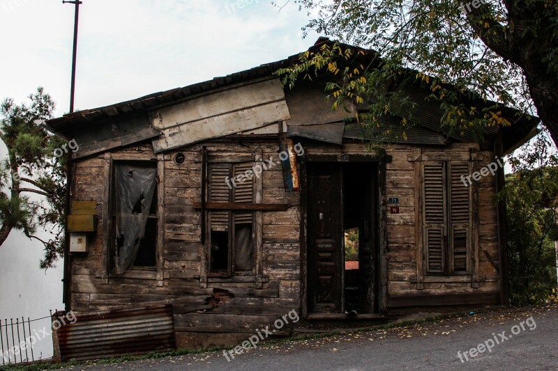 Krot House Dilapidated House Damage Broken