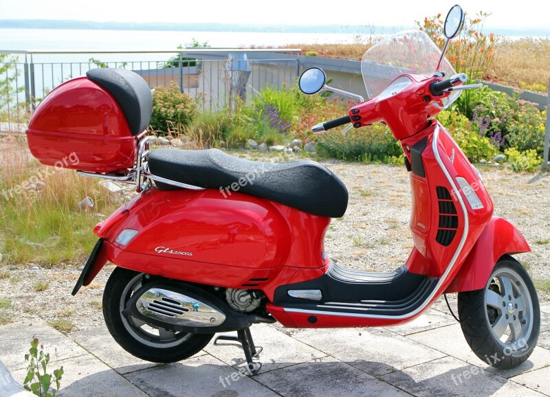 Vespa Roller Motor Scooter Red Flitzer