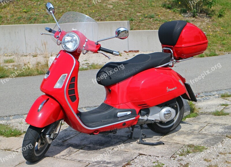 Vespa Roller Motor Scooter Red Flitzer