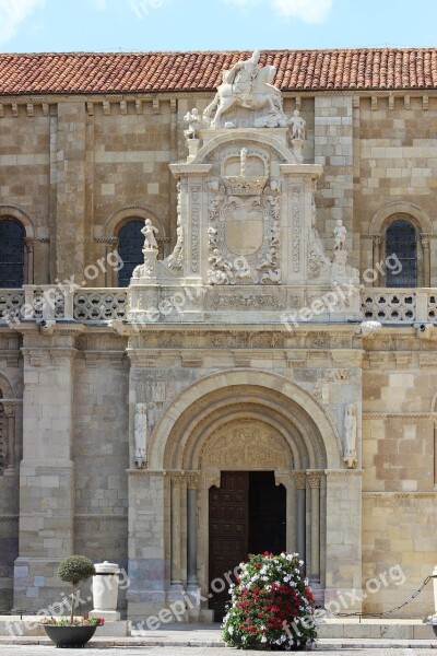 Leon San Isidoro Monument Door Architecture