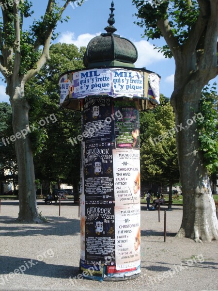 Column Of Posters Urban Furniture Posters Morris Column Advertising