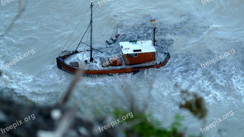 Cutter Rügen Distress Wreck Baltic Sea