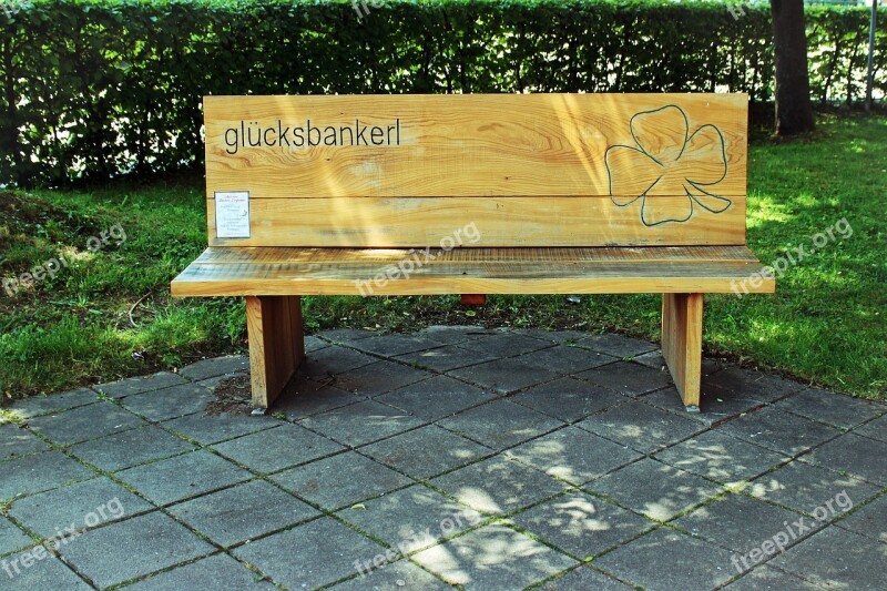 Wood Bank Bench Out Click