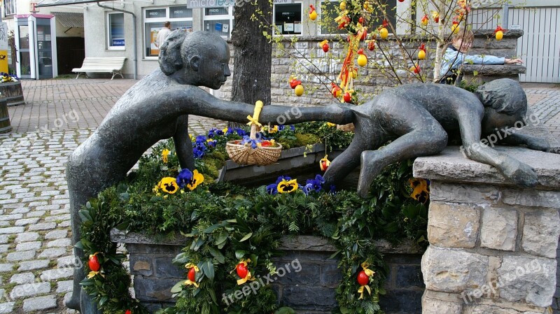 Freiberg Am Neckar Fountain Linden Fountain Easter Easter Well