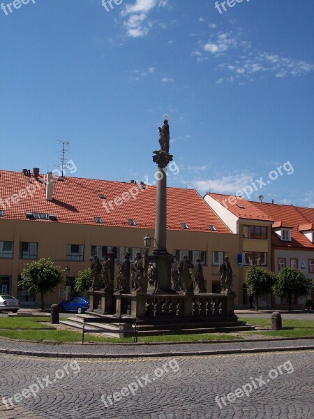 Plague Column Square Sand City Houses