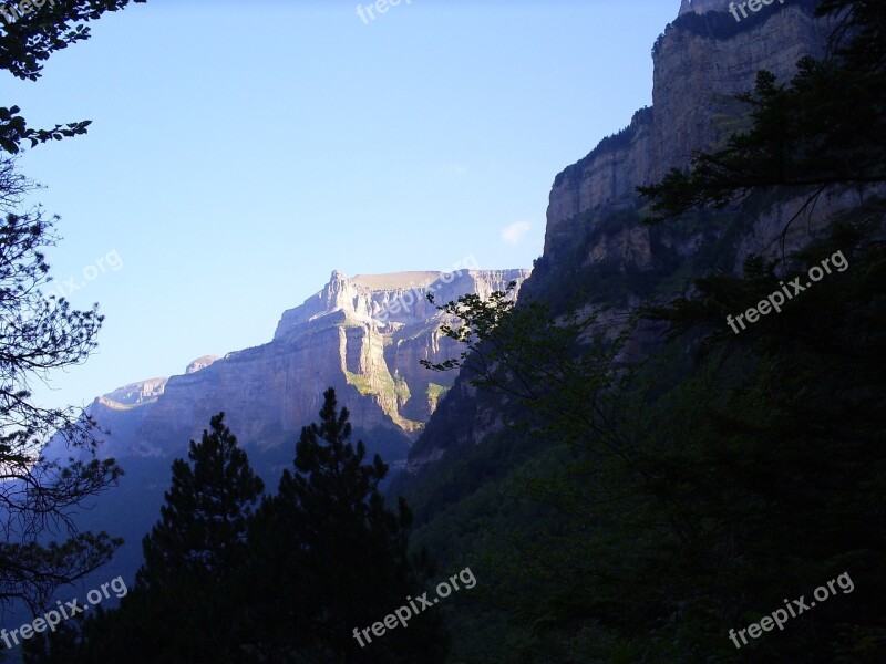 Monte Perdido Pyrenees Nature Free Photos