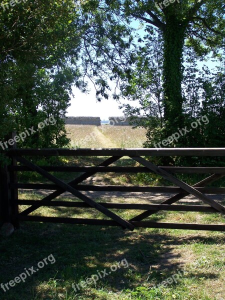 Burgh Castle Norfolk Gate Free Photos