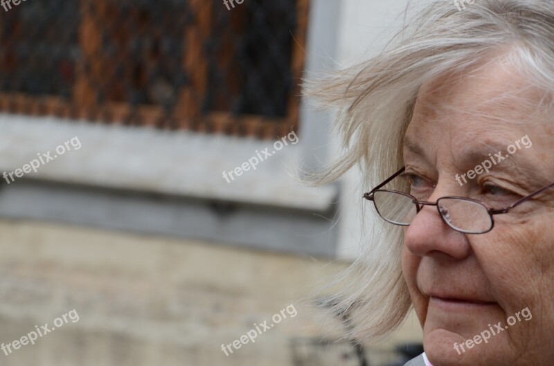 Woman Grey Hair Seniorin Glasses Face