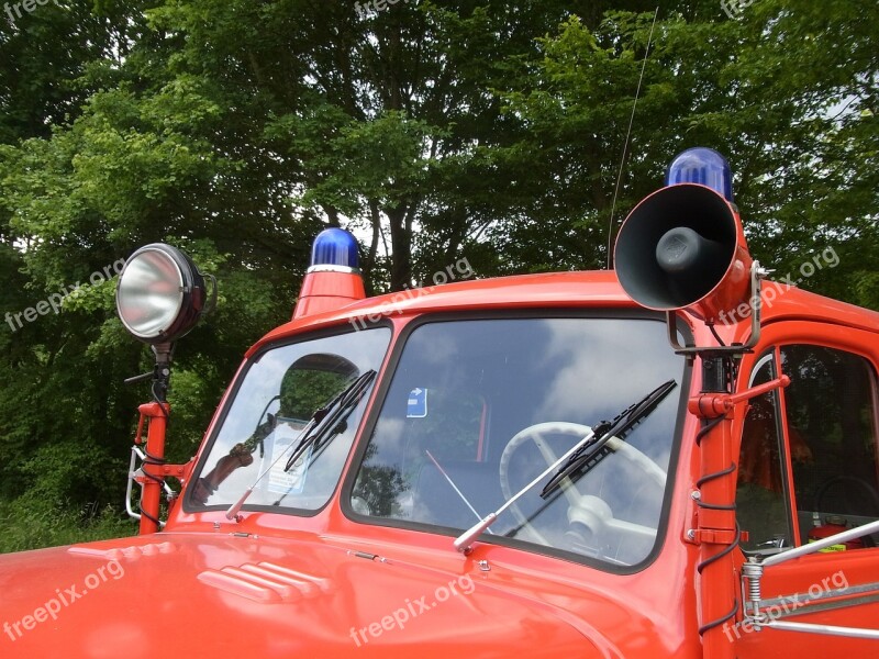 Auto Oldtimer Fire Red Horn