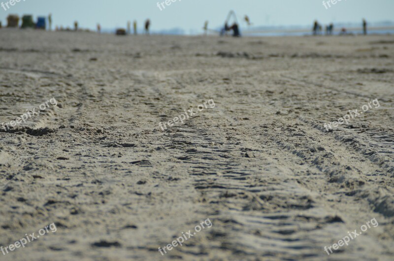 Trace Reprint Mature Sand Free Photos