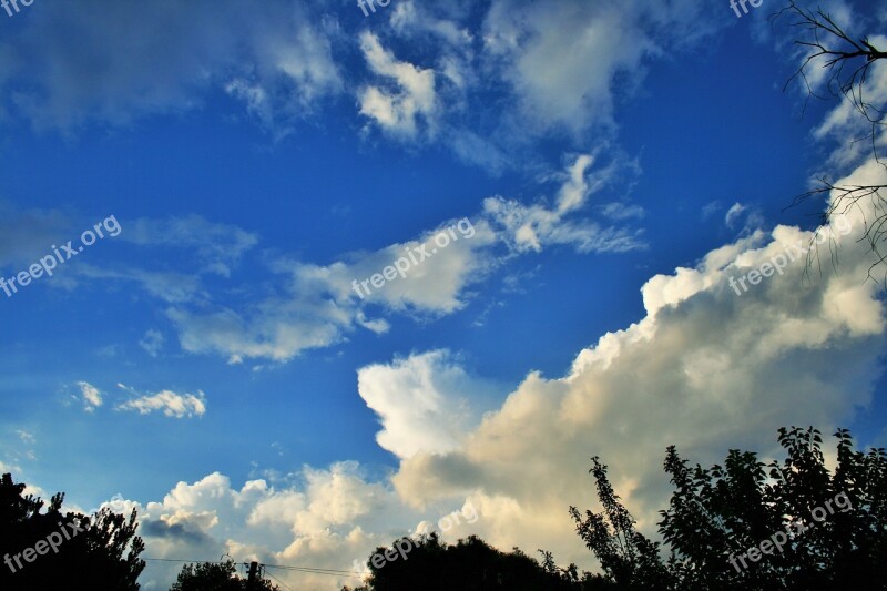 Spreading Cloud Sky Blue Cloud White