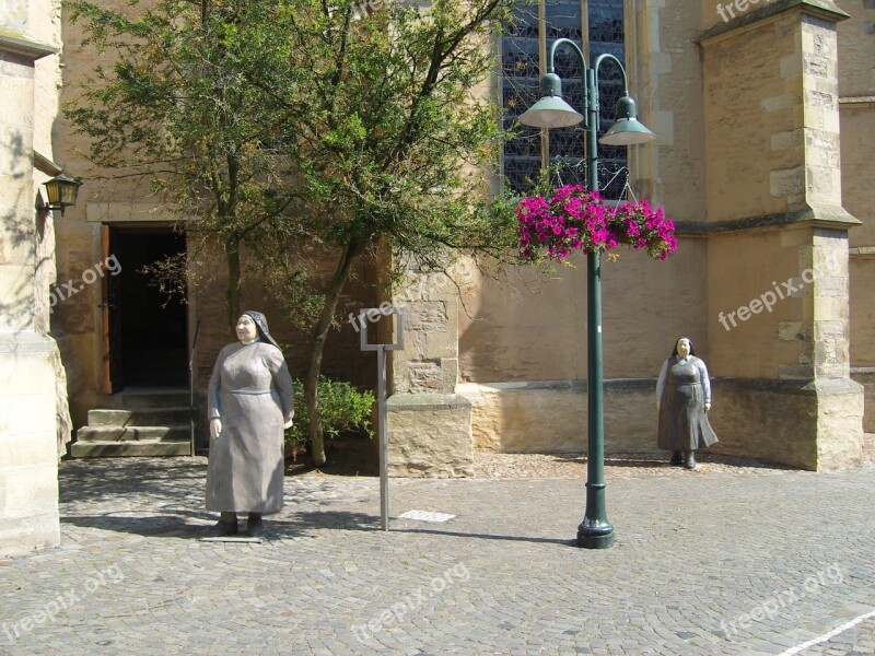 Everyday People Christel Lechner Art Concrete Sculpture Nuns