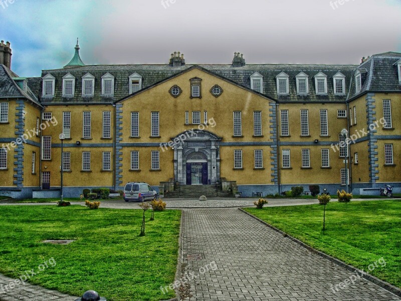 Dublin Ireland Hospital Building Pavement