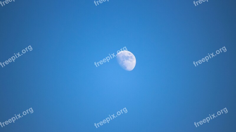 Blue Moon Sky Telephoto At Dusk