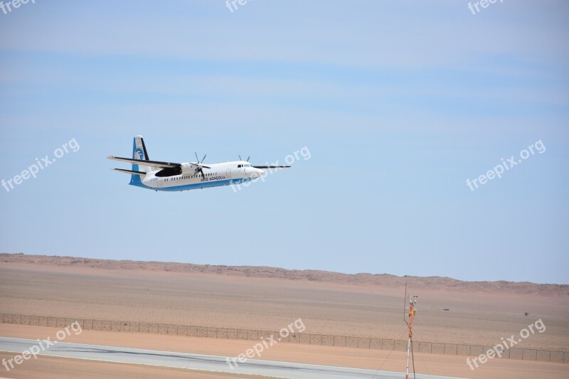 Aircraft Landing Arrival Free Photos