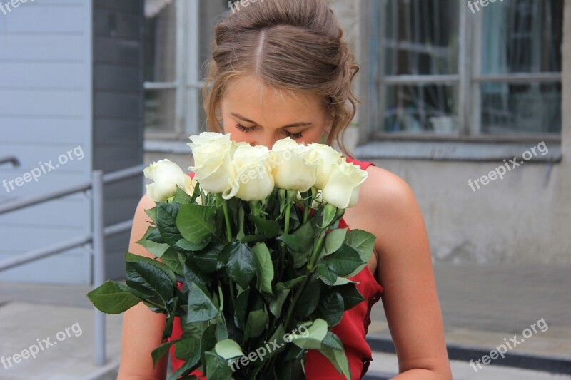 Flowers High School Graduation Roses White Girl