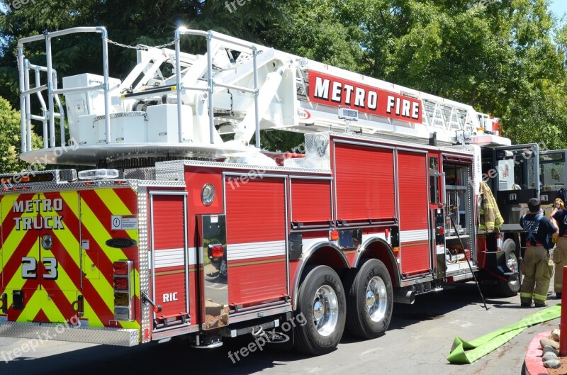 Fire Truck Ladder Truck Fire Engine Free Photos