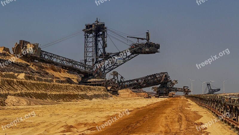 Open Pit Mining Tracked Vehicle Carbon Removal Brown Coal