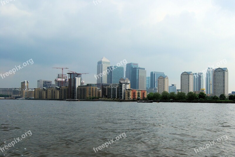 Canary Wharf Business City London Skyscraper