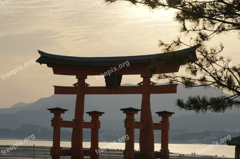 Sea Japan Hiroshima Miyajima Itsukushima Shinto Shrine