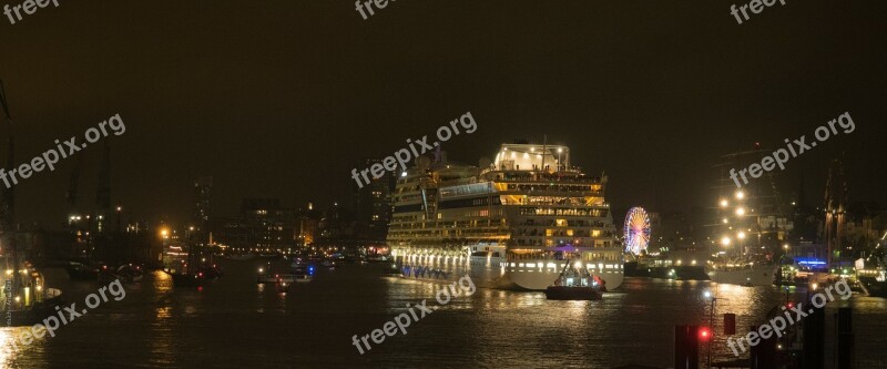 Hamburg Night Hafengeburtstag Cruise Ship Germany