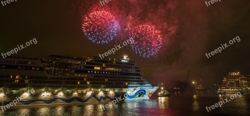 Hamburg Night Hafengeburtstag Cruise Ship Germany