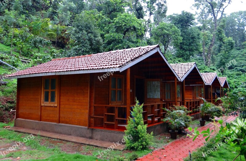 Log Huts Wood Cabin Homestay Coffee Estate