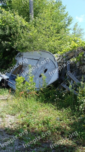 Boat Damage Broken Down Boat Lake Summer