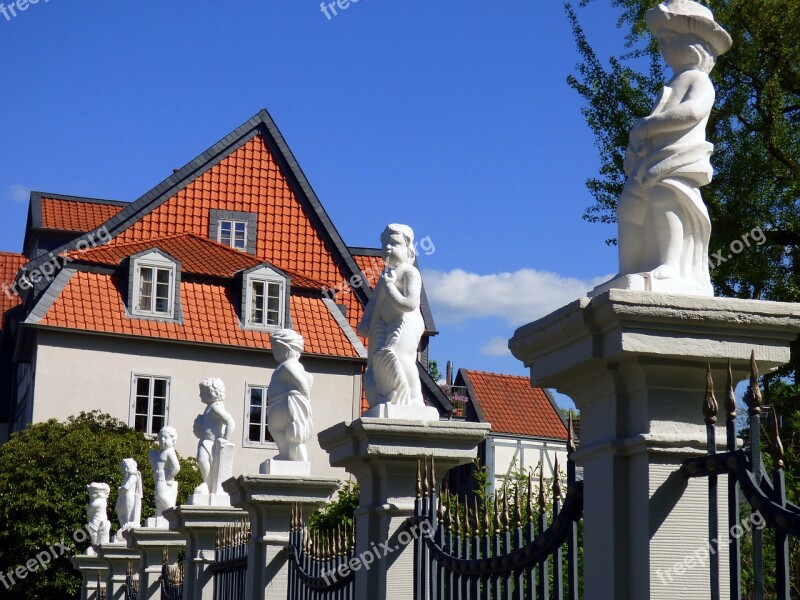 Wolfenbüttel Castle Fence Statue Building