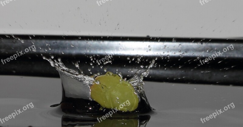 Grape Water Drip Fruit Fresh