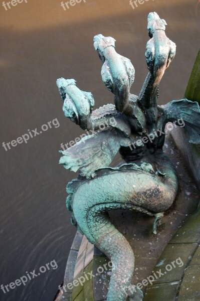 Statue River Bridge Dragon Head