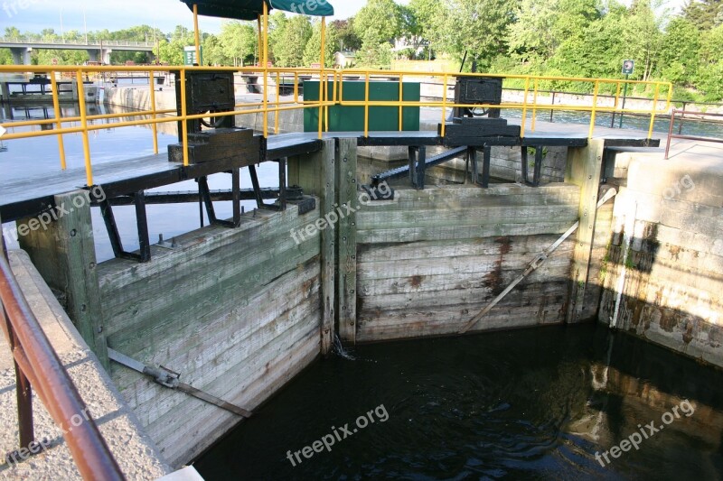 Trent-severn Waterway Ontario Locks Waterway Boating