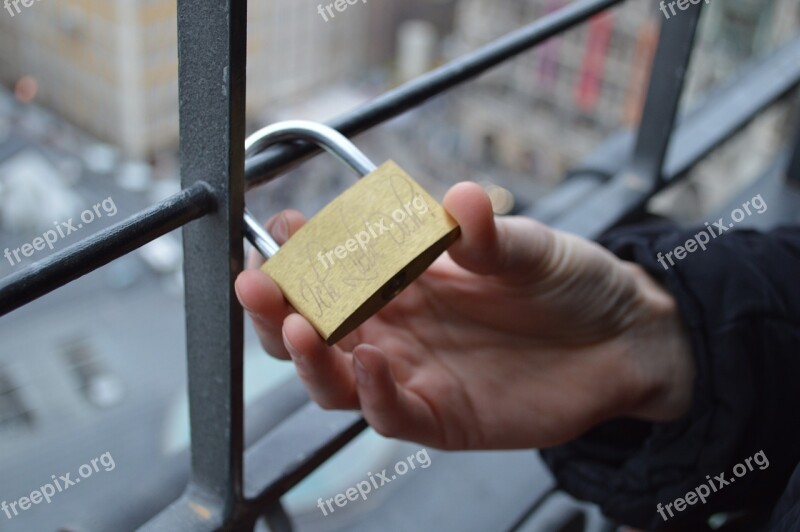 Lock Love City Free Photos