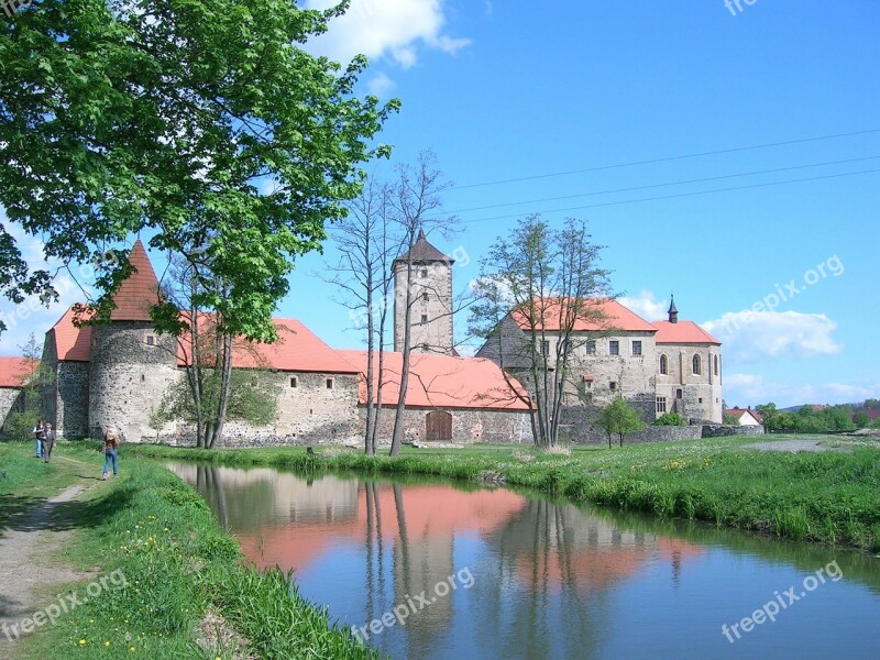 Water Castle Svihov Cz Three Nuts For Cinderella Castle Moat Places Of Interest