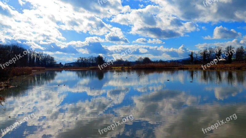 Lake Clouds Reflect Water Waters