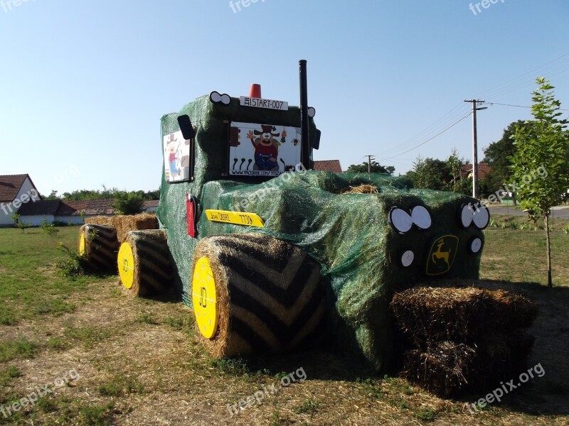 Tractor Straw Funny Free Photos