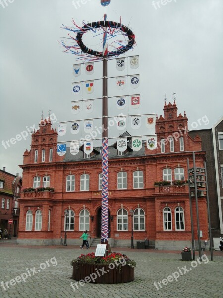 Heiligenhafen North Sea Maypole Town Hall Old