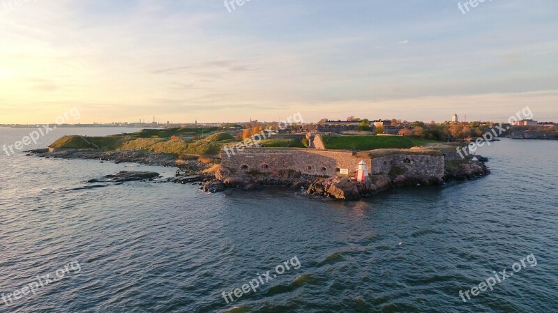 Suomenlinna Viapori Kustaanmiekka Island Bastion