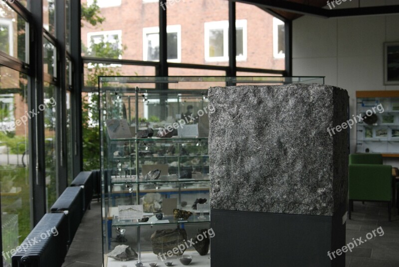 Museum Showroom Exhibition Rock Humboldt University