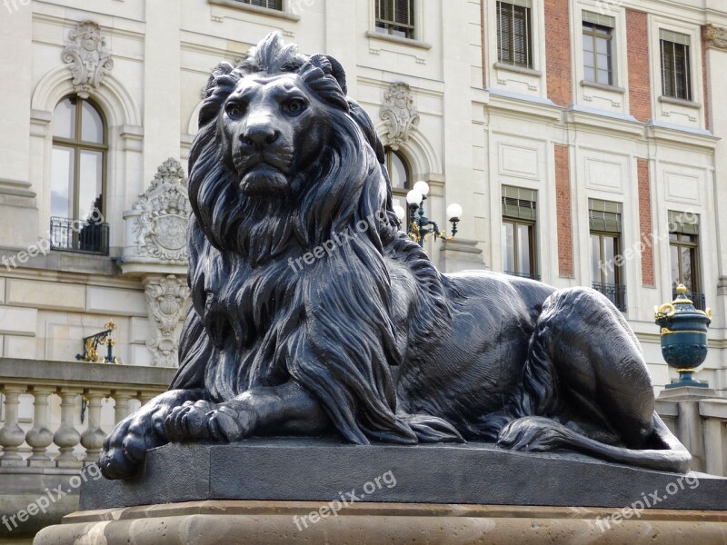 Lion The Statue Sculpture Castle Poland