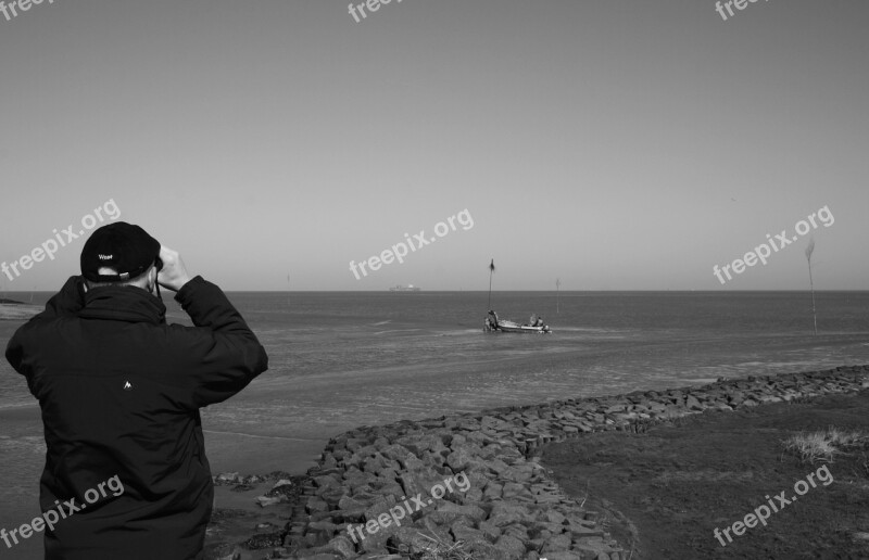 Observer Black And White Horizon Water Weser