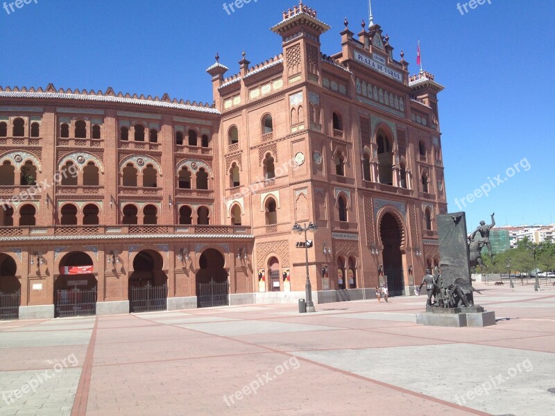 Madrid Monument Artistic Architecture Building