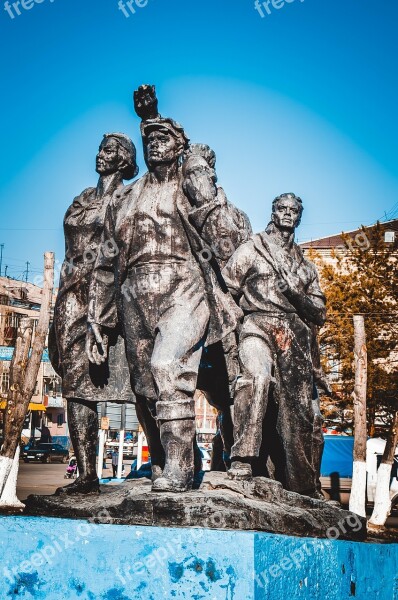 Builders The First Builders Monument Kazakhstan Black Monument