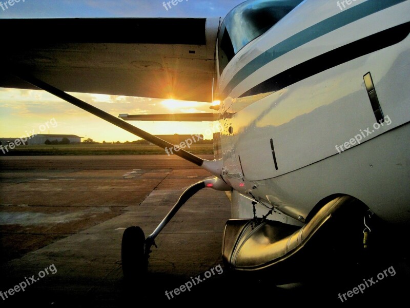 Aircraft Landing Strip Airfield Sunset Sun