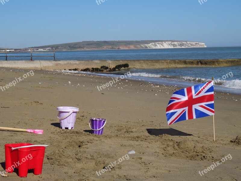 Toys Isle Of Wight Shanklin Beach Beach Sea